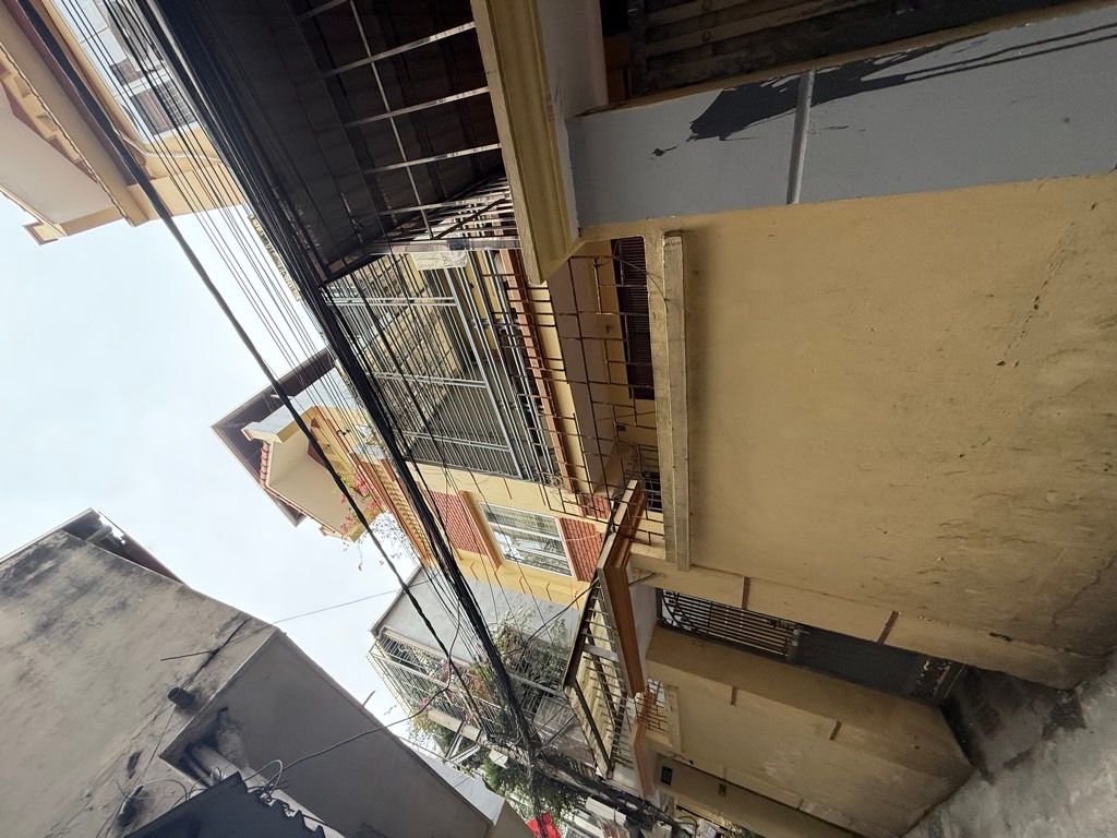 Bán nhà Hoàng mai - diện tích 85m2 3 tầng - Ngõ đẹp, nhà xác định bán đất tặng nhà - giá 19 tỷ