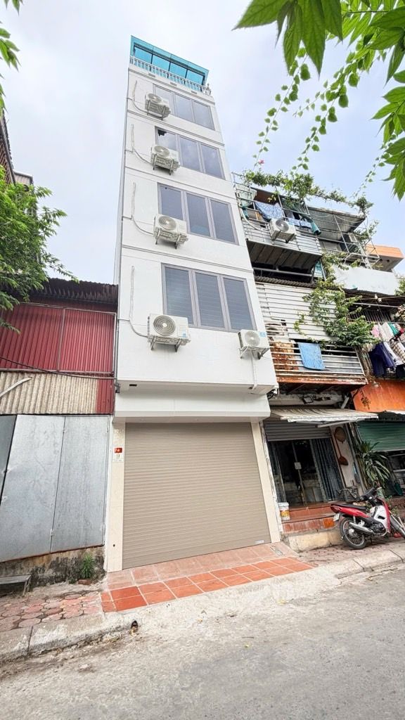 Bán nhà Quốc Bảo - diện tích 31m2 6 tầng - Ô tô vào nhà - giá 12,5 tỷ