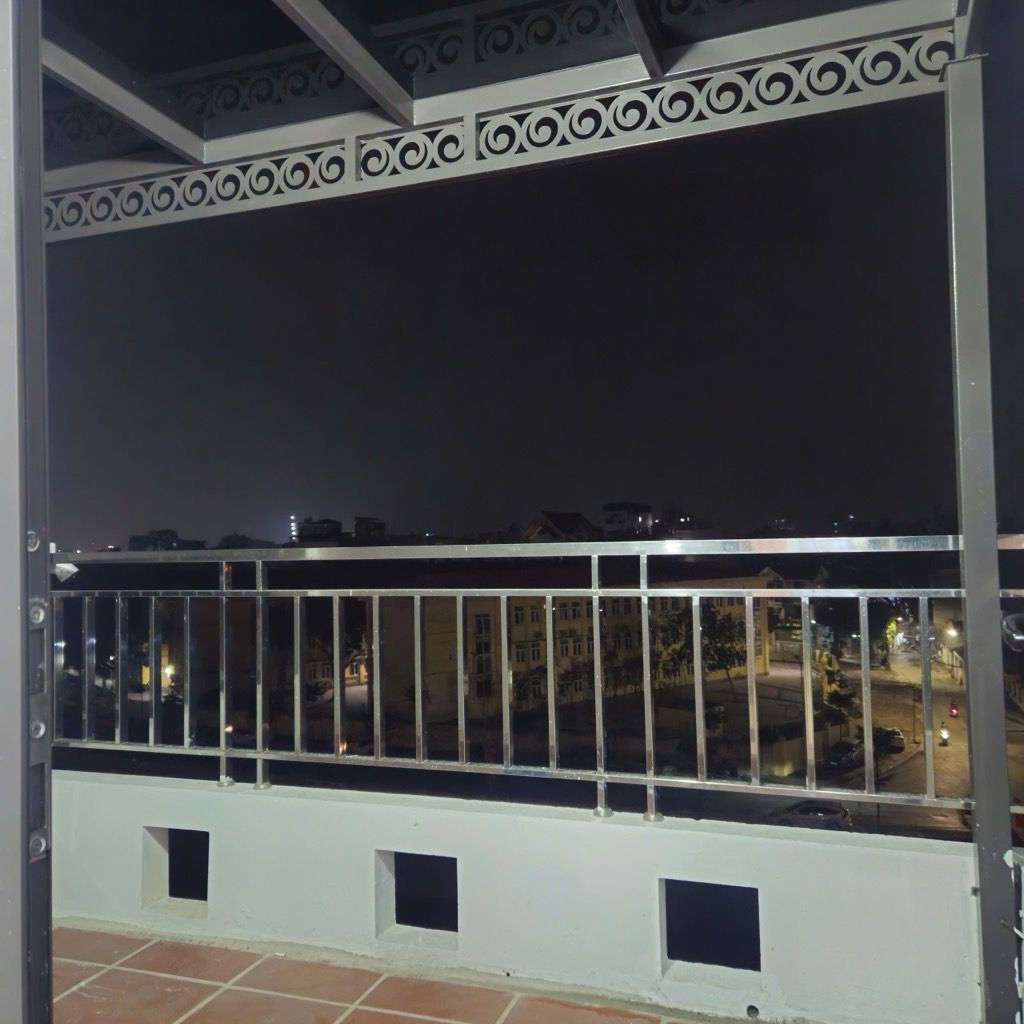 Bán nhà Quốc Bảo - diện tích 31m2 6 tầng - Ô tô vào nhà - giá 12,5 tỷ