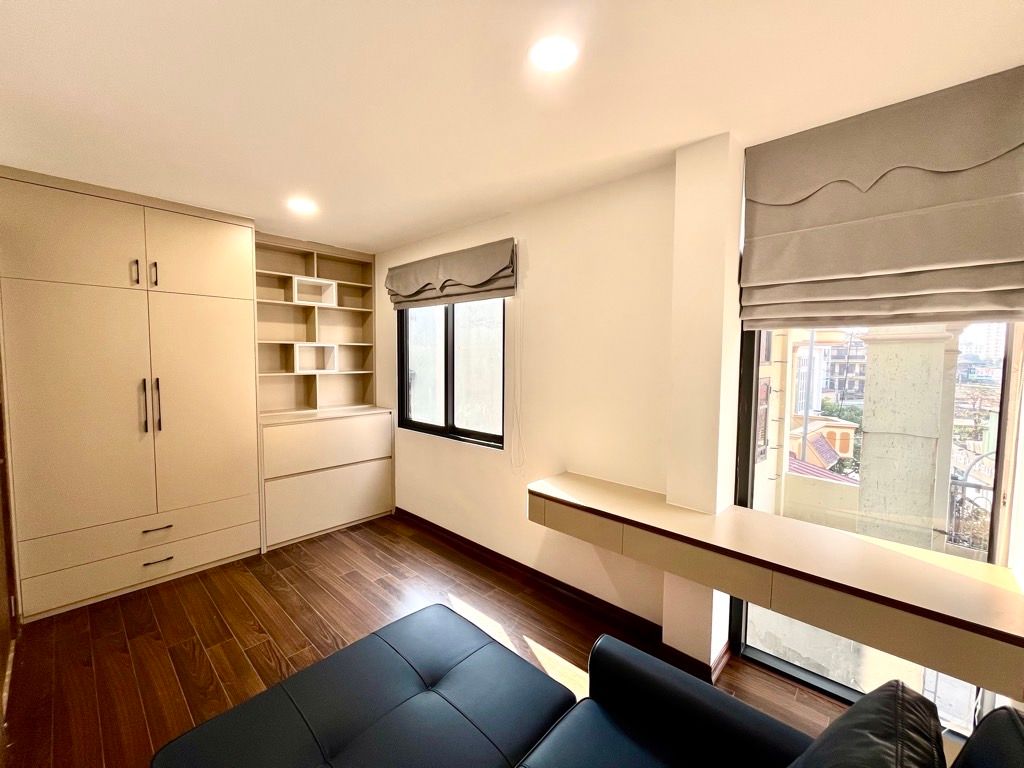 Bán nhà Thịnh Liệt - diện tích 45m2 6 tầng - MẶT PHỐ TOÀ NHÀ VP - THANG MÁY - KINH DOANH - LÔ GÓC - THIẾT KẾ TINH TẾ - giá 19,5 tỷ