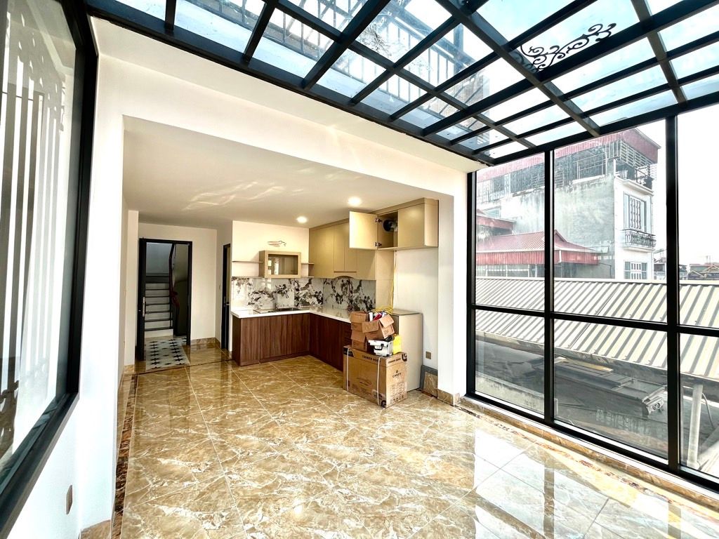 Bán nhà Thịnh Liệt - diện tích 45m2 6 tầng - MẶT PHỐ TOÀ NHÀ VP - THANG MÁY - KINH DOANH - LÔ GÓC - THIẾT KẾ TINH TẾ - giá 19,5 tỷ