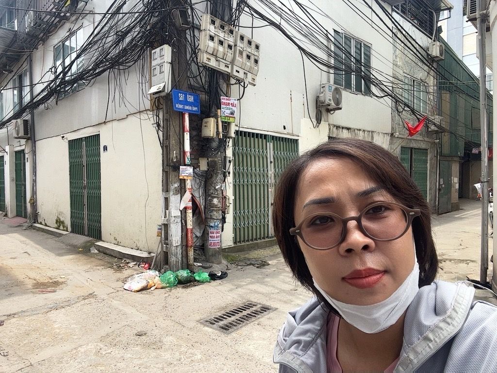 Bán nhà Đông Thiên - diện tích 30m2 3 tầng - Lô góc 2 mặt tiền - giá 2,8 tỷ