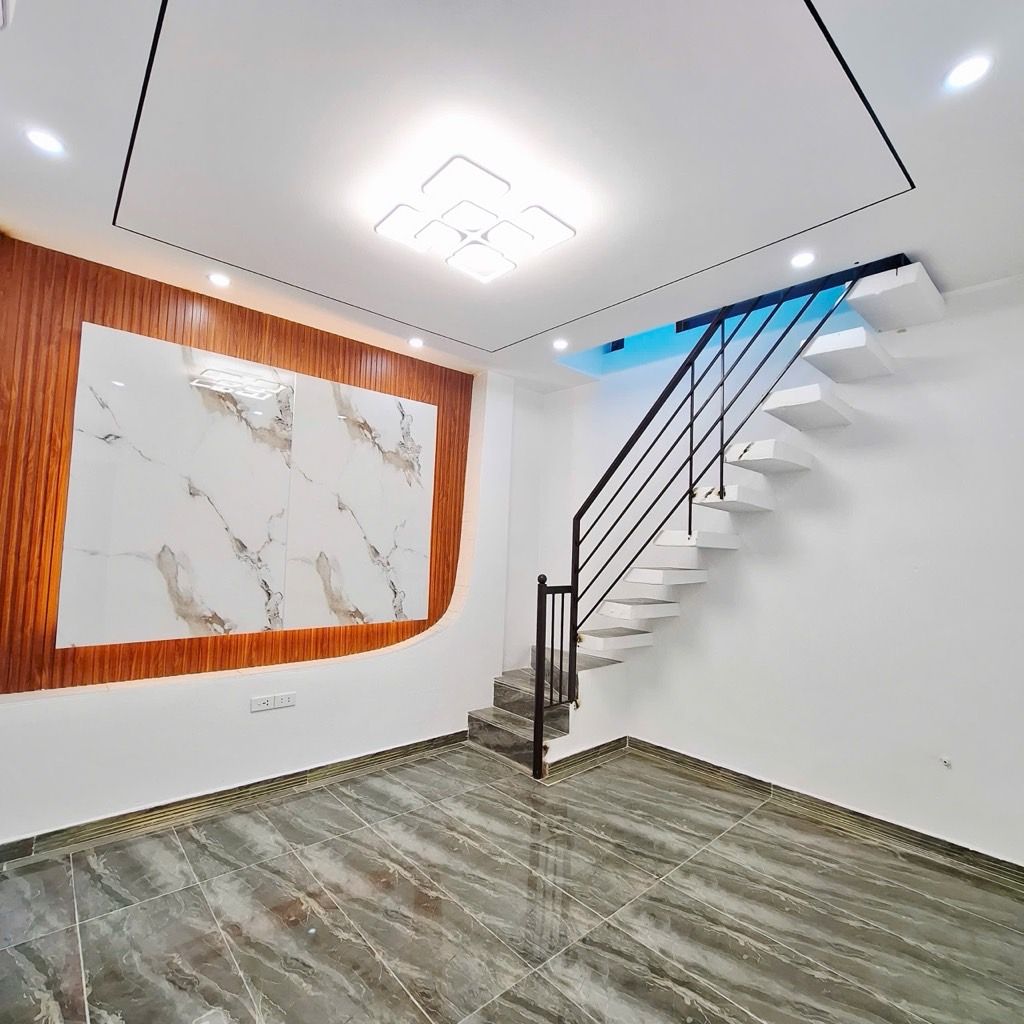 Bán nhà Đỗ Thuận - diện tích 32m2 5 tầng - GẦN Ô TÔ - NGÕ THÔNG - NHÀ ĐẸP - giá 7,5 tỷ