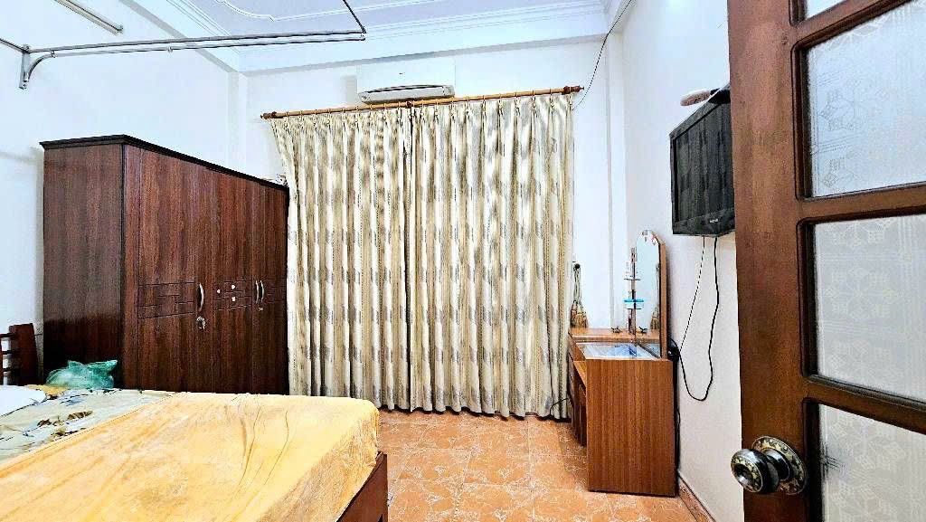 Bán nhà Đại Từ - diện tích 41m2 4 tầng - Ô TÔ TRÁNH RẤT GẦN - giá 11,5 tỷ