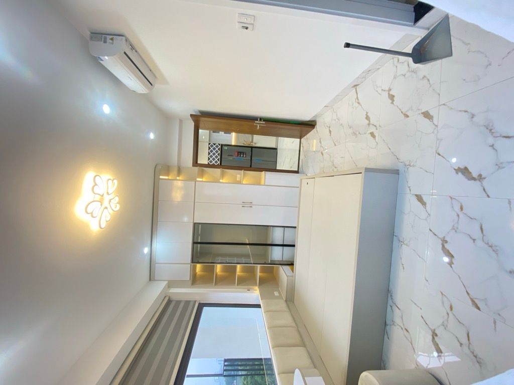 Bán nhà Đền Lừ - diện tích 63m2 5 tầng - Lô góc - giá 5,5 tỷ