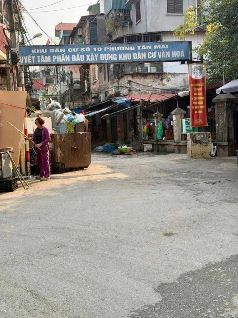 Bán nhà Tân Mai - diện tích 38.3m2 2 tầng - Cực hiếm - giá 4,3 tỷ