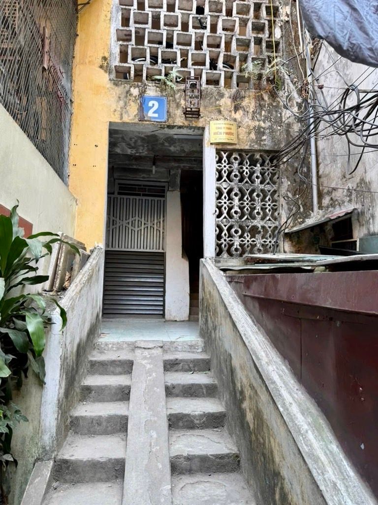 Bán nhà Tân Mai - diện tích 38.3m2 2 tầng - Cực hiếm - giá 4,3 tỷ