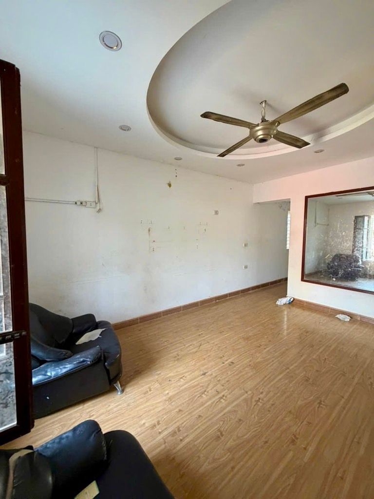 Bán nhà Tân Mai - diện tích 38.3m2 2 tầng - Cực hiếm - giá 4,3 tỷ