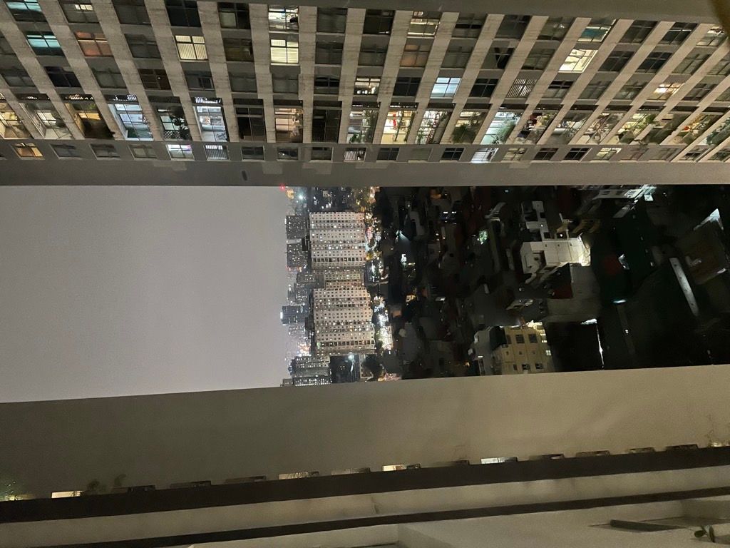 Bán nhà Minh Khai - diện tích 69m2 21 tầng - Lô góc 2 ban công - giá 13 tỷ