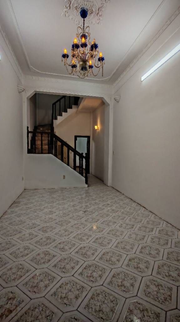 Bán nhà Thái Thịnh 1 - diện tích 50.5m2 4 tầng - Mặt ngõ ô tô tránh - giá 22 tỷ