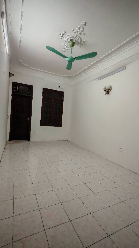 Bán nhà Thái Thịnh 1 - diện tích 50.5m2 4 tầng - Mặt ngõ ô tô tránh - giá 22 tỷ