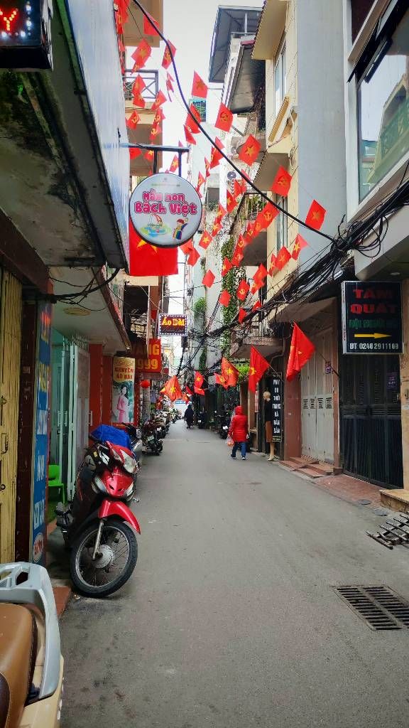 Bán nhà Thái Thịnh 1 - diện tích 50.5m2 4 tầng - Mặt ngõ ô tô tránh - giá 22 tỷ