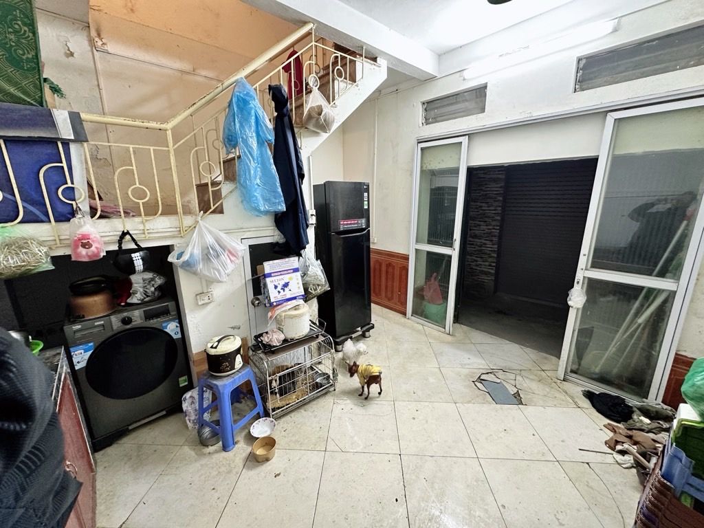 Bán nhà Dương Văn Bé - diện tích 20,1m2 3 tầng - vị trí cực đẹp, cách mặt phố chỉ 30m - giá 5,2 tỷ