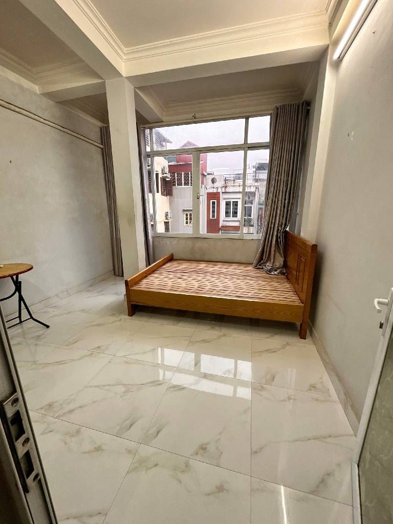 Bán nhà Văn Chương - diện tích 13,1m2 6 tầng - MẶT NGÕ Ô TÔ QUA NHÀ - giá 6,35 tỷ