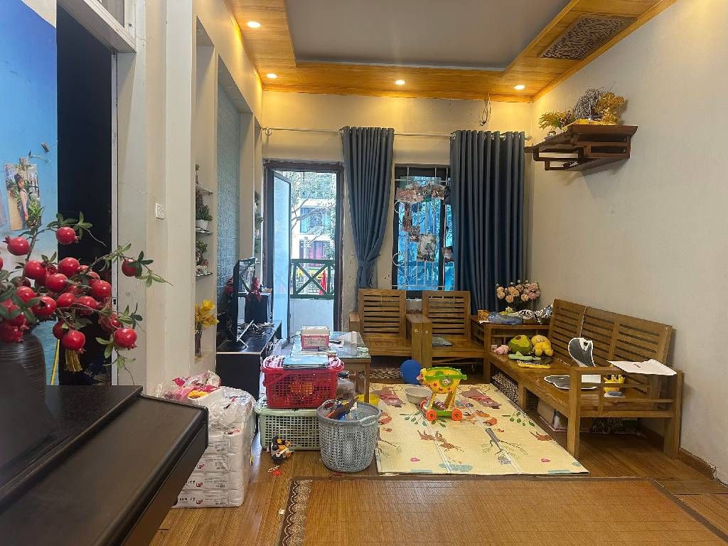 Bán nhà Nghiêm Xuân Yêm - diện tích 68m2 2 tầng - View công viên thoáng đẹp - giá 5,5 tỷ