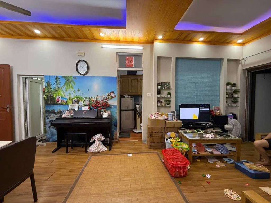 Bán nhà Nghiêm Xuân Yêm - diện tích 68m2 2 tầng - View công viên thoáng đẹp - giá 5,5 tỷ