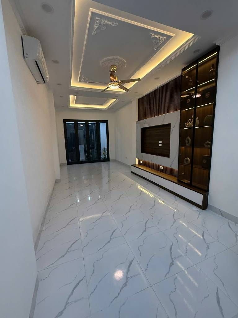 Bán nhà Tôn Đức Thắng - diện tích 46m2 6 tầng - SIÊU PHẨM BUILDING THANG MÁY - giá 19 tỷ