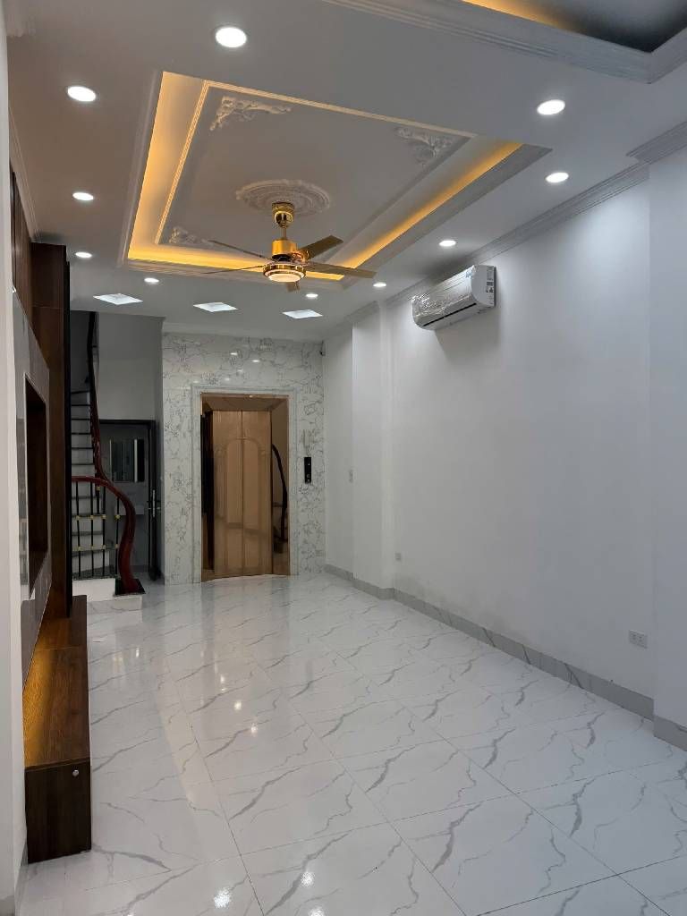 Bán nhà Tôn Đức Thắng - diện tích 46m2 6 tầng - SIÊU PHẨM BUILDING THANG MÁY - giá 19 tỷ