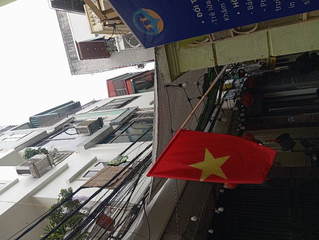 Bán nhà Chợ Khâm Thiên - diện tích 37m2 5 tầng - Nhà dân xây, ngõ thông, kinh doanh - giá 15,2 tỷ