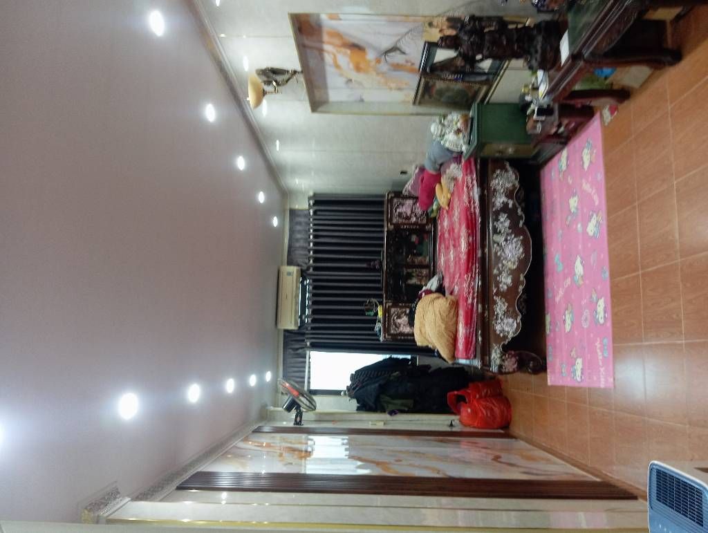 Bán nhà Chợ Khâm Thiên - diện tích 37m2 5 tầng - Nhà dân xây, ngõ thông, kinh doanh - giá 15,2 tỷ