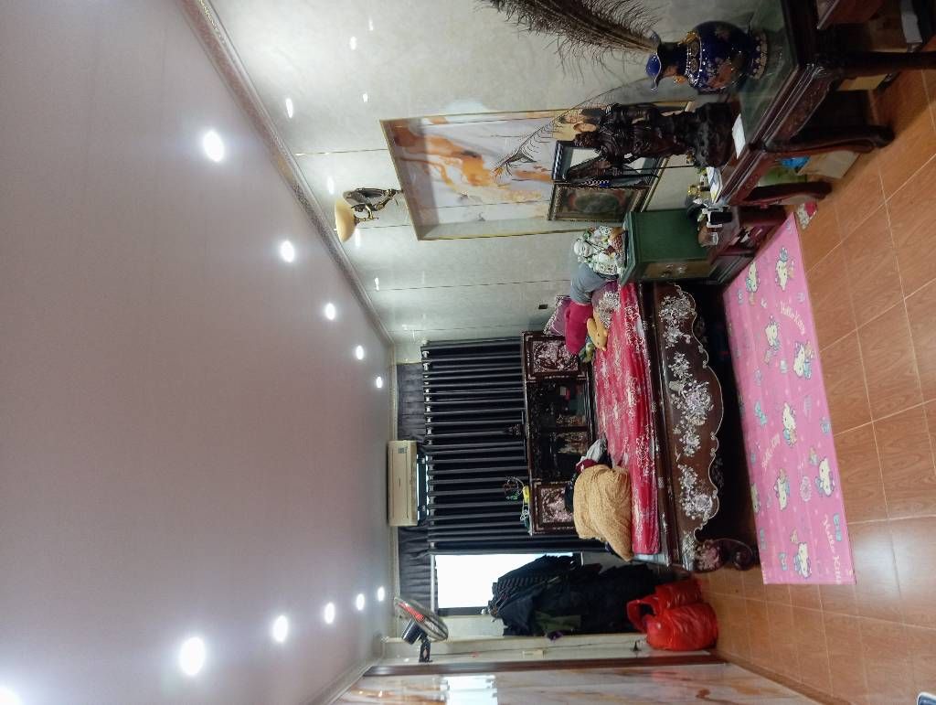 Bán nhà Chợ Khâm Thiên - diện tích 37m2 5 tầng - Nhà dân xây, ngõ thông, kinh doanh - giá 15,2 tỷ