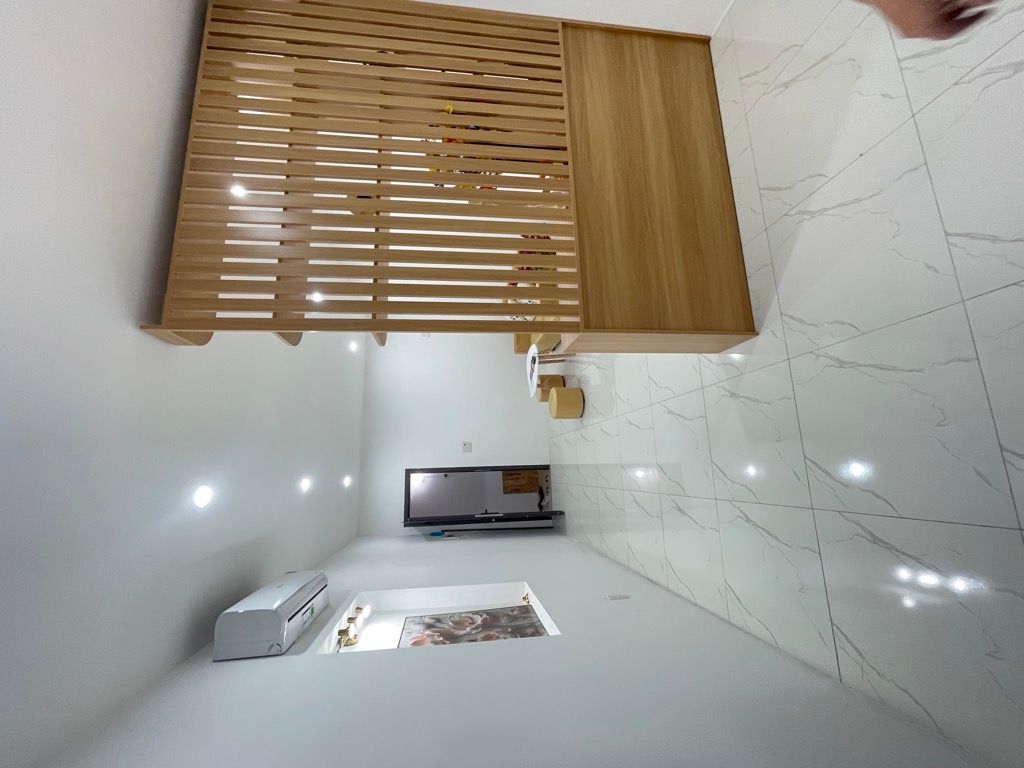 Bán nhà Phố 8/3 - diện tích 60m2 1 tầng - Ô tô đỗ chân cầu thang - giá 3,5 tỷ