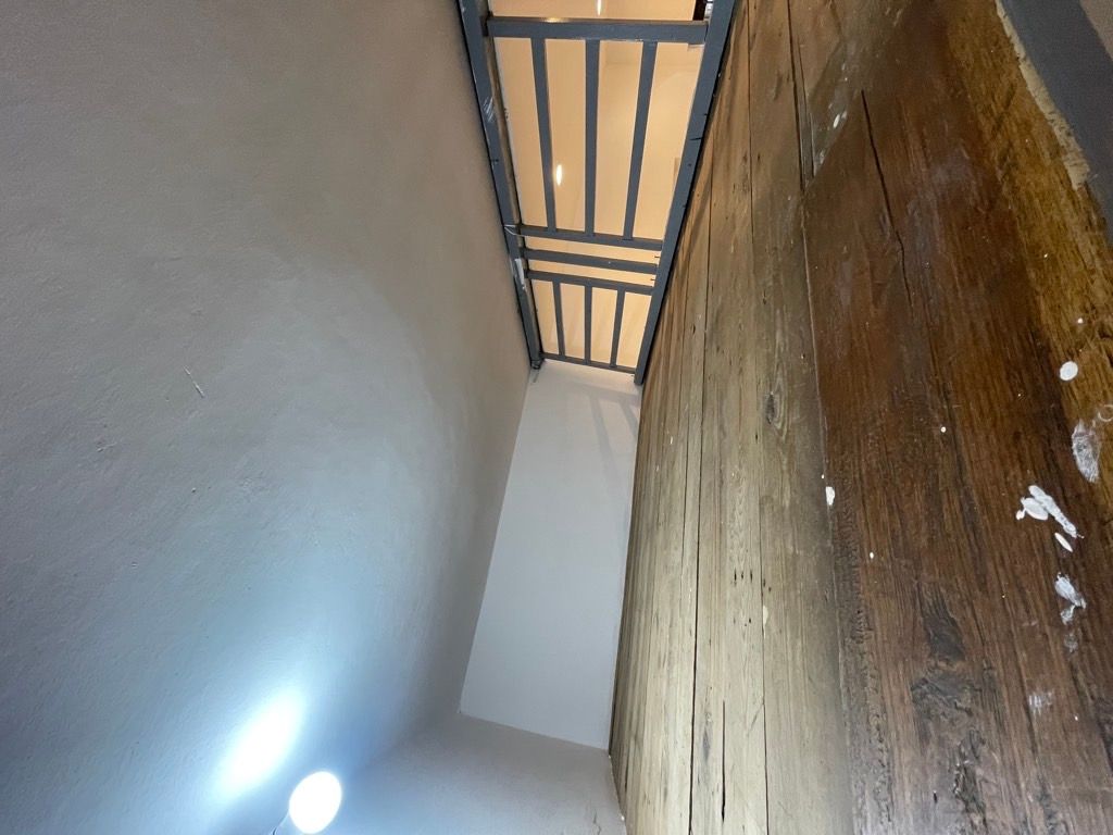 Bán nhà Phố 8/3 - diện tích 60m2 1 tầng - Ô tô đỗ chân cầu thang - giá 3,5 tỷ