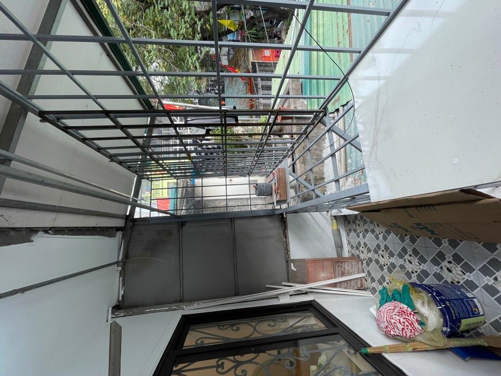 Bán nhà Phố 8/3 - diện tích 60m2 1 tầng - Ô tô đỗ chân cầu thang - giá 3,5 tỷ