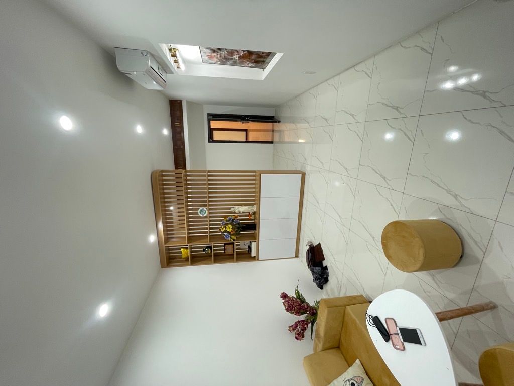 Bán nhà Phố 8/3 - diện tích 60m2 1 tầng - Ô tô đỗ chân cầu thang - giá 3,5 tỷ