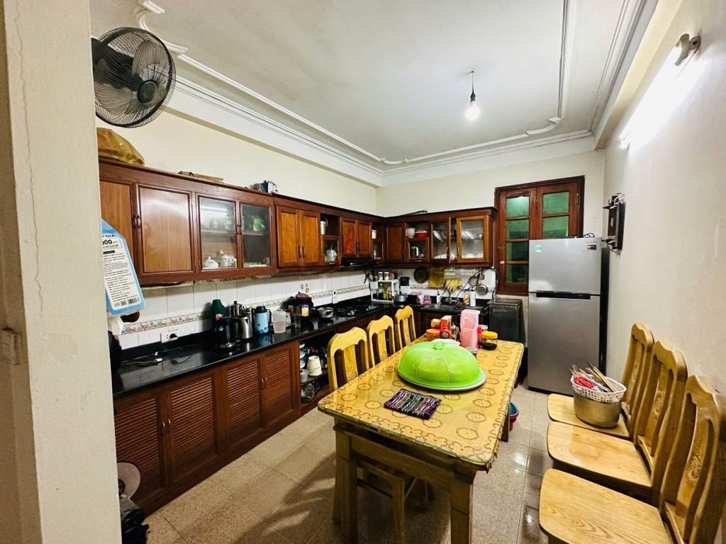 Bán nhà Ngọc Hồi - diện tích 47m2 4 tầng - Nhà hai mặt ngõ trước sau - giá 12,95 tỷ