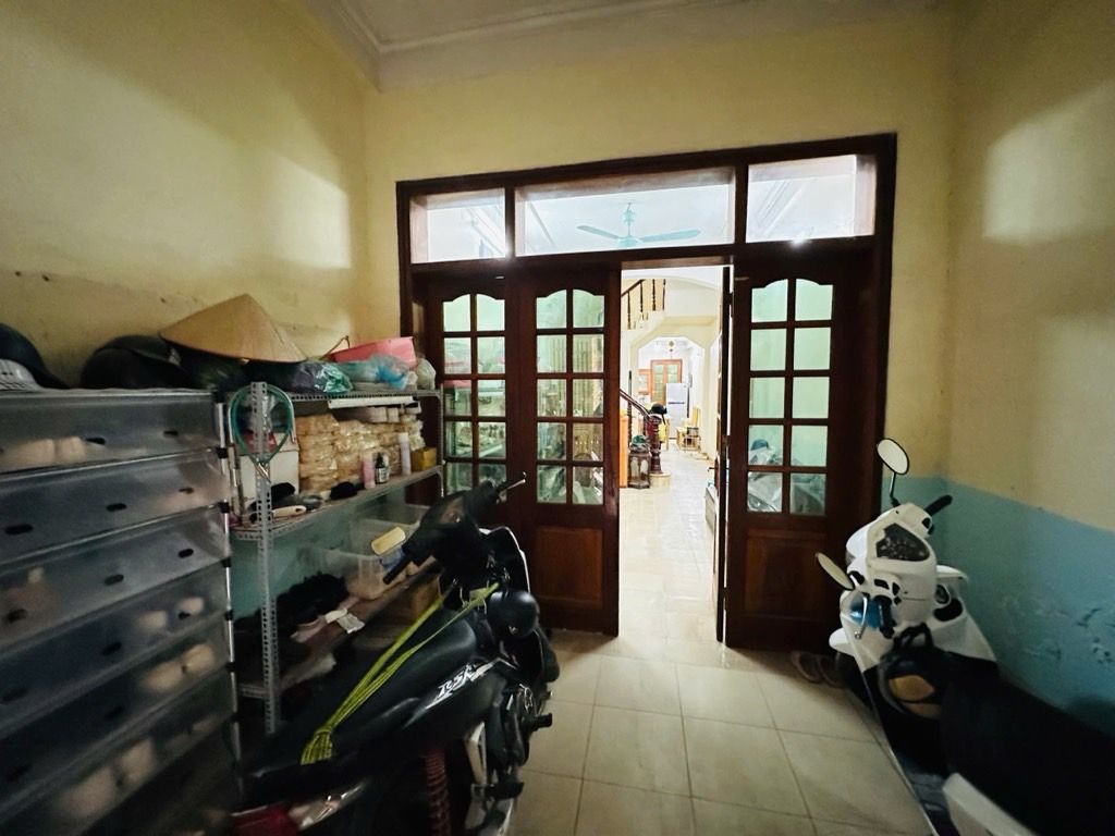 Bán nhà Ngọc Hồi - diện tích 47m2 4 tầng - Nhà hai mặt ngõ trước sau - giá 12,95 tỷ