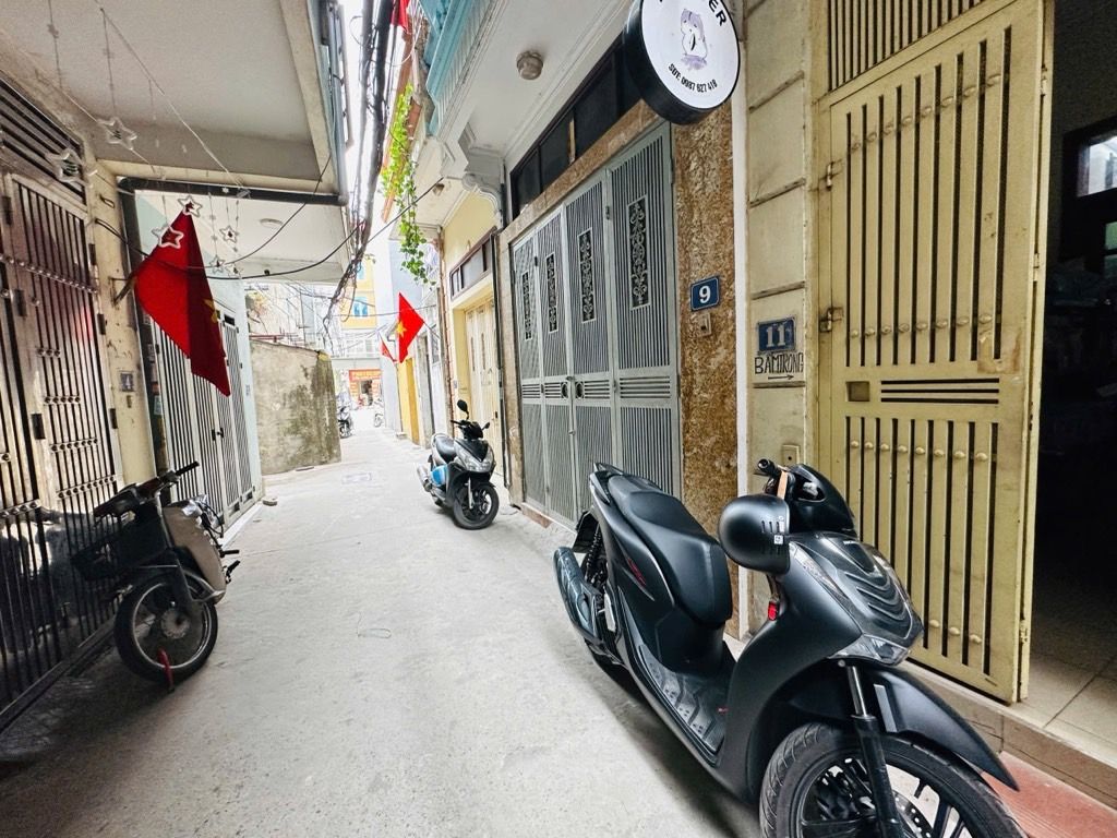 Bán nhà Ngọc Hồi - diện tích 47m2 4 tầng - Nhà hai mặt ngõ trước sau - giá 12,95 tỷ