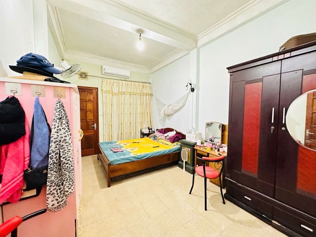 Bán nhà Ngọc Hồi - diện tích 47m2 4 tầng - Nhà hai mặt ngõ trước sau - giá 12,95 tỷ