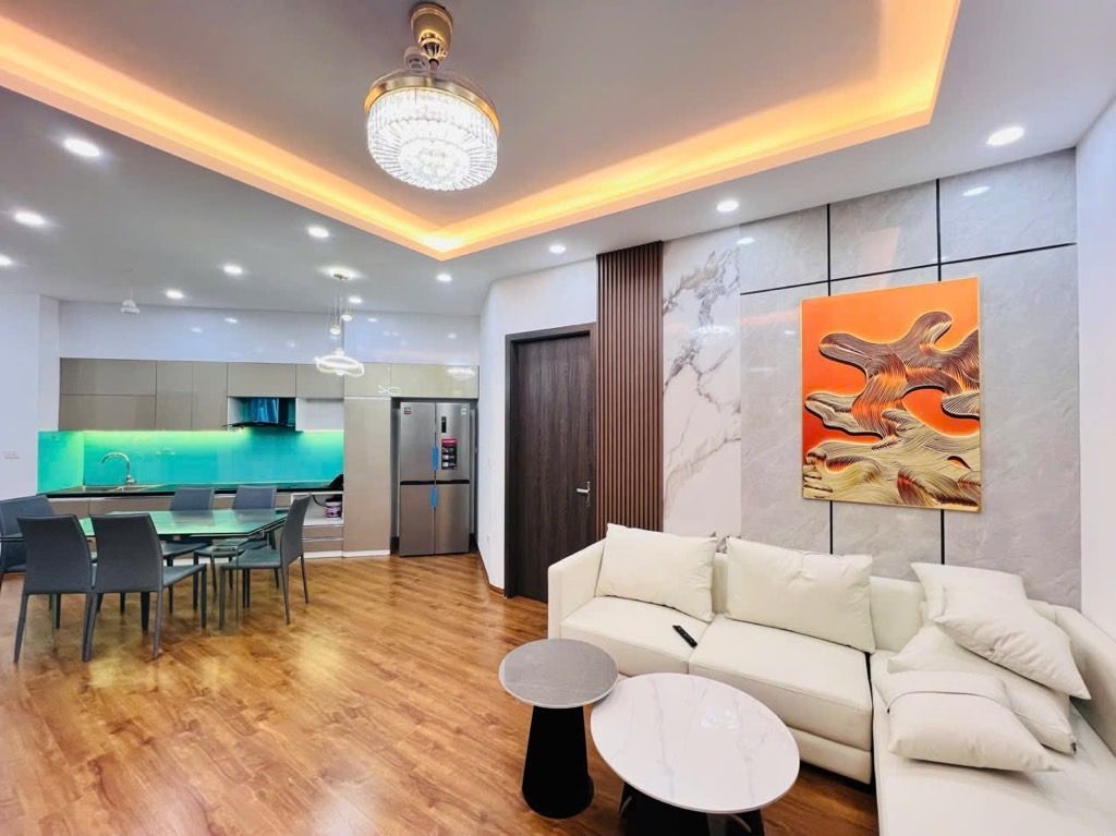 Bán nhà Nguyễn Chí Thanh - diện tích 120m2 11 tầng - Vị trí trung tâm, gần các trường Đại Học - giá 11,3 tỷ