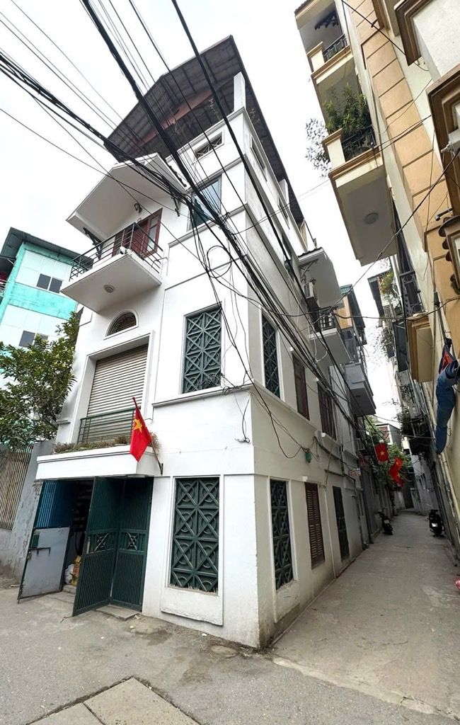 Bán nhà Hoàng Mai - diện tích 51m2 4 tầng - Lô góc, ô tô tránh - giá 14,9 tỷ