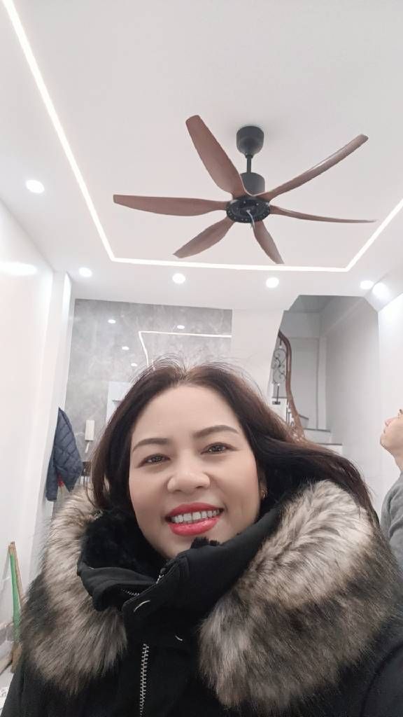 Bán nhà Tân Mai - diện tích 26m2 6 tầng - Ô TÔ ĐỖ CỬA - giá 9,8 tỷ