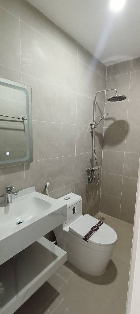 Bán nhà Tân Mai - diện tích 26m2 6 tầng - Ô TÔ ĐỖ CỬA - giá 9,8 tỷ