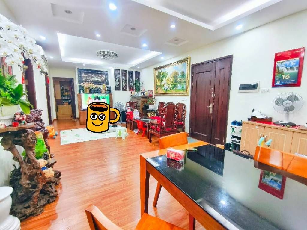 Bán nhà Thái Hà - diện tích 107.8m2 1 tầng - Thang máy - giá 11,5 tỷ