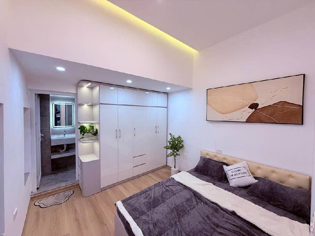 Bán nhà Kim Liên - diện tích 23,8m2 2 tầng - Lô góc, cực thoáng sáng - giá 4,8 tỷ