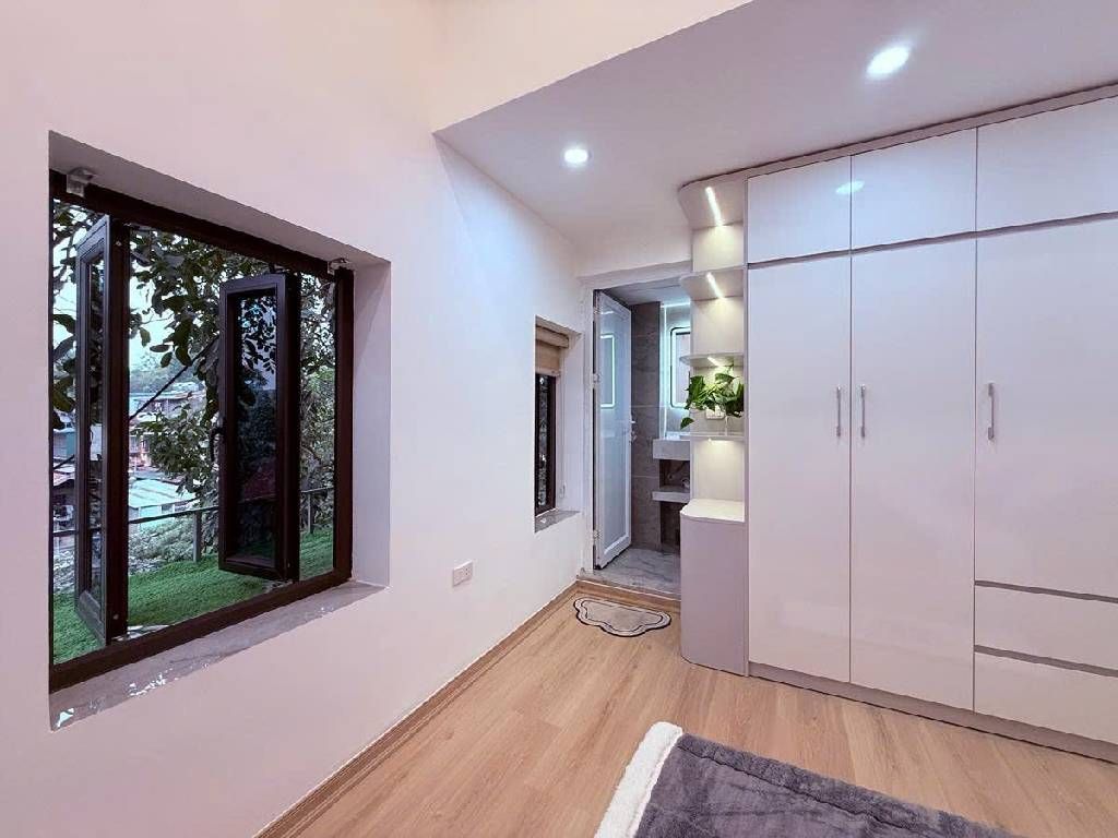 Bán nhà Kim Liên - diện tích 23,8m2 2 tầng - Lô góc, cực thoáng sáng - giá 4,8 tỷ