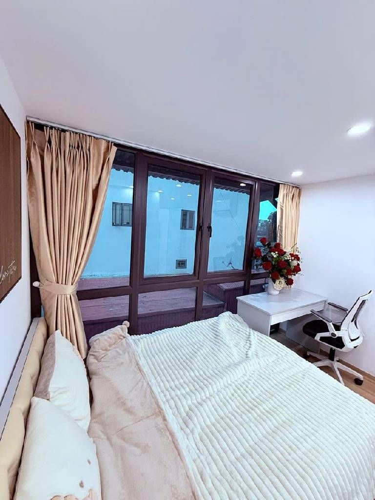 Bán nhà Kim Liên - diện tích 23,8m2 2 tầng - Lô góc, cực thoáng sáng - giá 4,8 tỷ