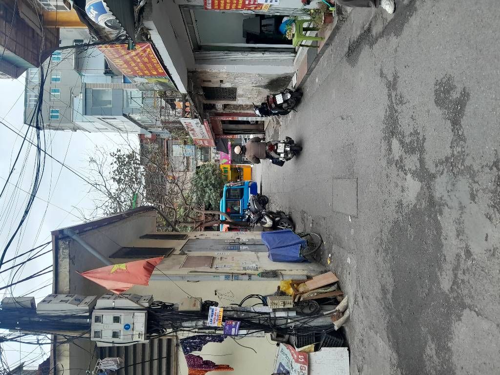 Bán nhà Thái Thịnh - diện tích 22m2 3 tầng - Căn Tập thể duy nhất - giá 6 tỷ