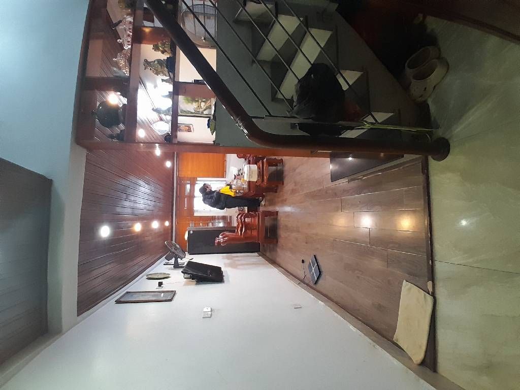 Bán nhà Thái Thịnh - diện tích 22m2 3 tầng - Căn Tập thể duy nhất - giá 6 tỷ