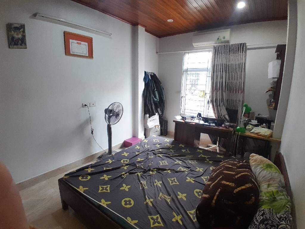 Bán nhà Thái Thịnh - diện tích 22m2 3 tầng - Căn Tập thể duy nhất - giá 6 tỷ