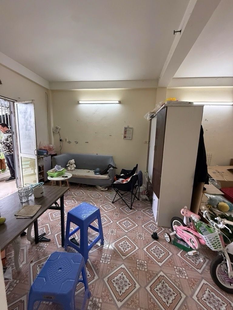 Bán nhà Trần Quang Diệu - diện tích 60m2 5 tầng - Ô tô đỗ cổng - giá 2 tỷ