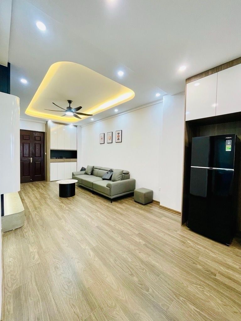 Bán nhà Định Công - diện tích 68.7m2 1 tầng - Chung cư CT9 - giá 5,7 tỷ