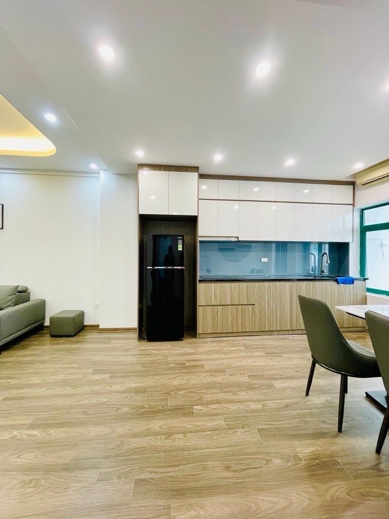 Bán nhà Định Công - diện tích 68.7m2 1 tầng - Chung cư CT9 - giá 5,7 tỷ