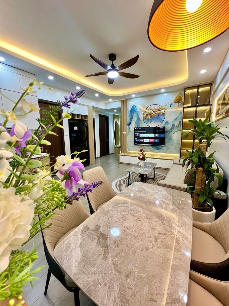 Bán nhà Toà Nơ 8 - diện tích 82.7m2 1 tầng - Căn góc full nội thất - giá 6,1 tỷ