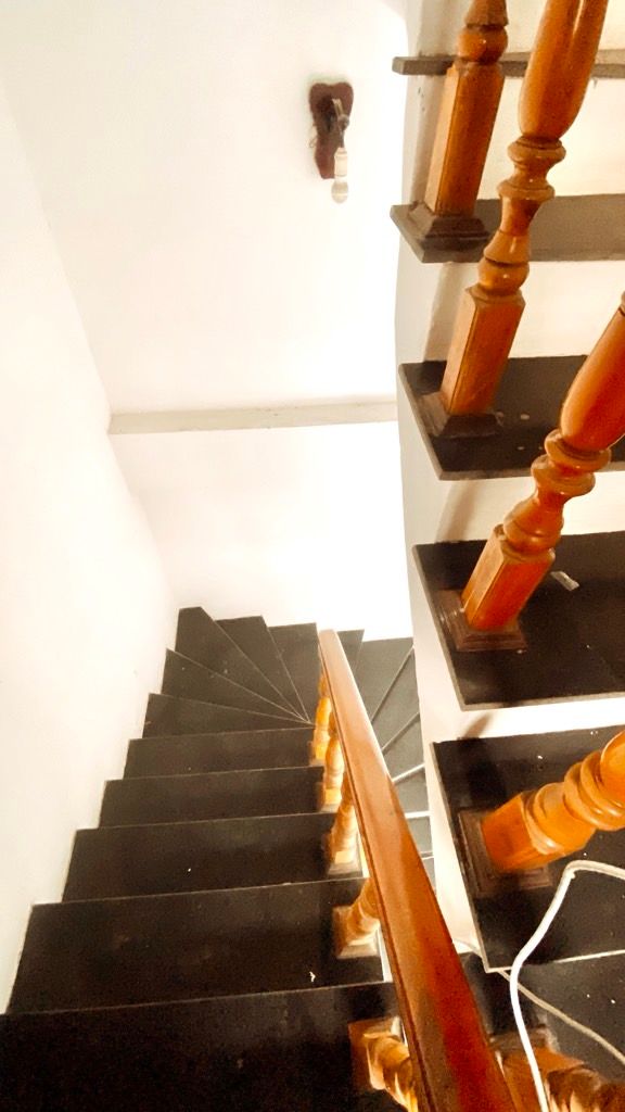 Bán nhà Nguyễn Khoái - diện tích 69.5m2 4 tầng - Mặt ngõ lô góc - giá 7.2 tỷ