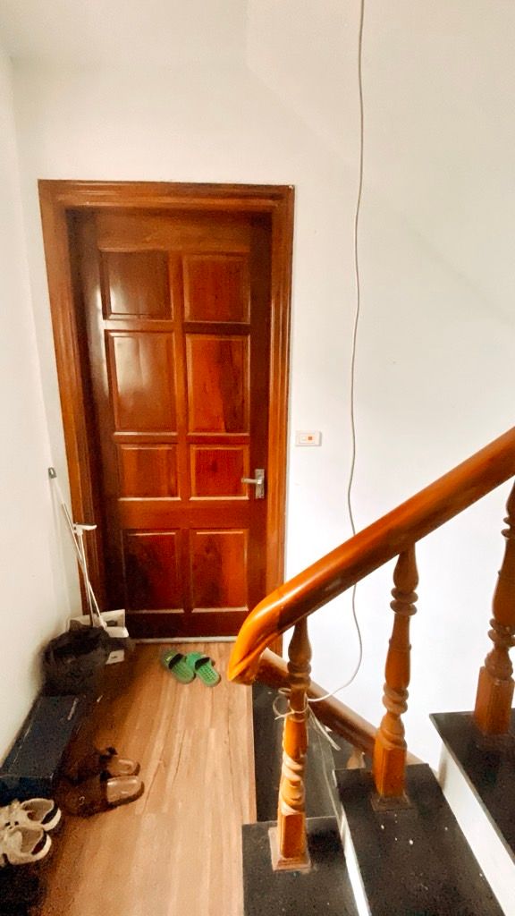 Bán nhà Nguyễn Khoái - diện tích 69.5m2 4 tầng - Mặt ngõ lô góc - giá 7.2 tỷ